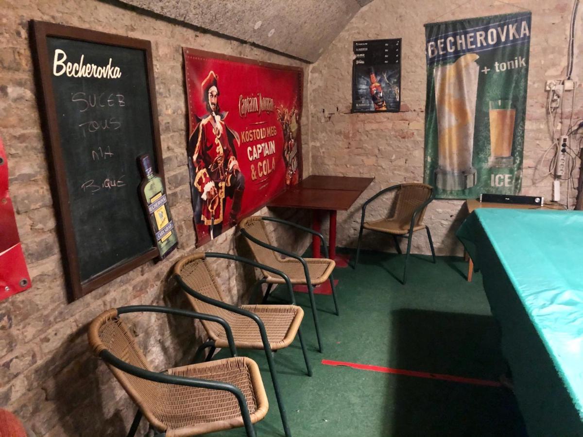 Whole Basement Former Pub2 For Stag Do, Men'S Cave Budapest Exterior foto