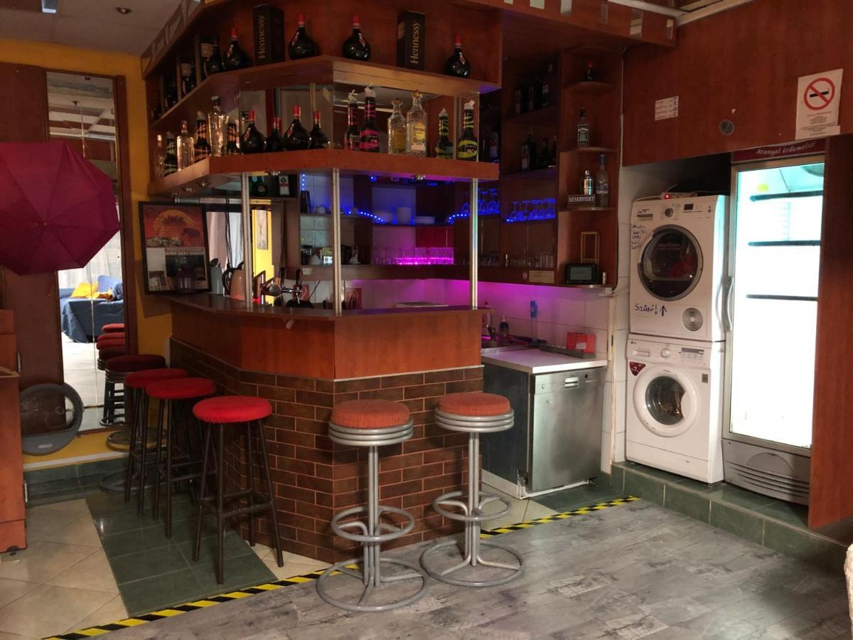 Whole Basement Former Pub2 For Stag Do, Men'S Cave Budapest Exterior foto